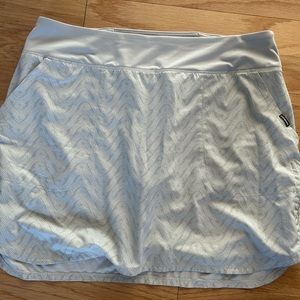 Patagonia XL golf skirt